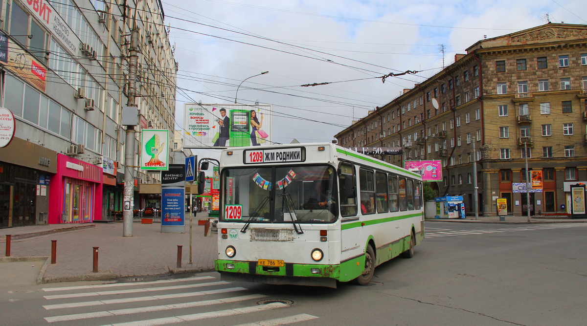 Novosibirsk, LiAZ-5256.35 # КЕ 786 54