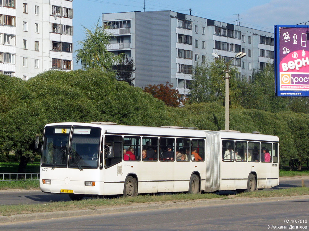 Pskov, Mercedes-Benz O345 G No. 677
