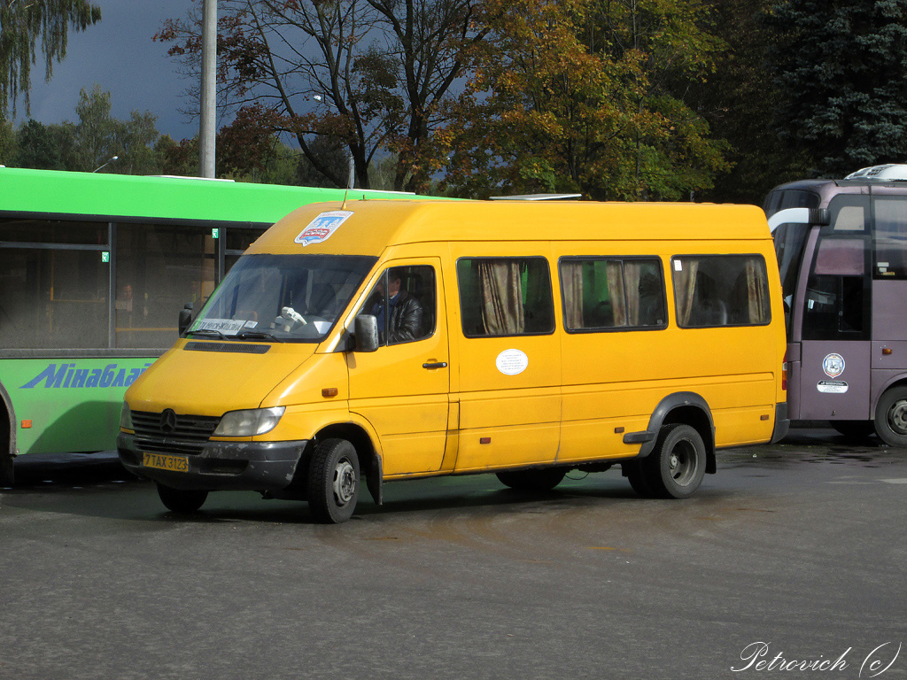 Minsk, Mercedes-Benz Sprinter 411CDI # 044075