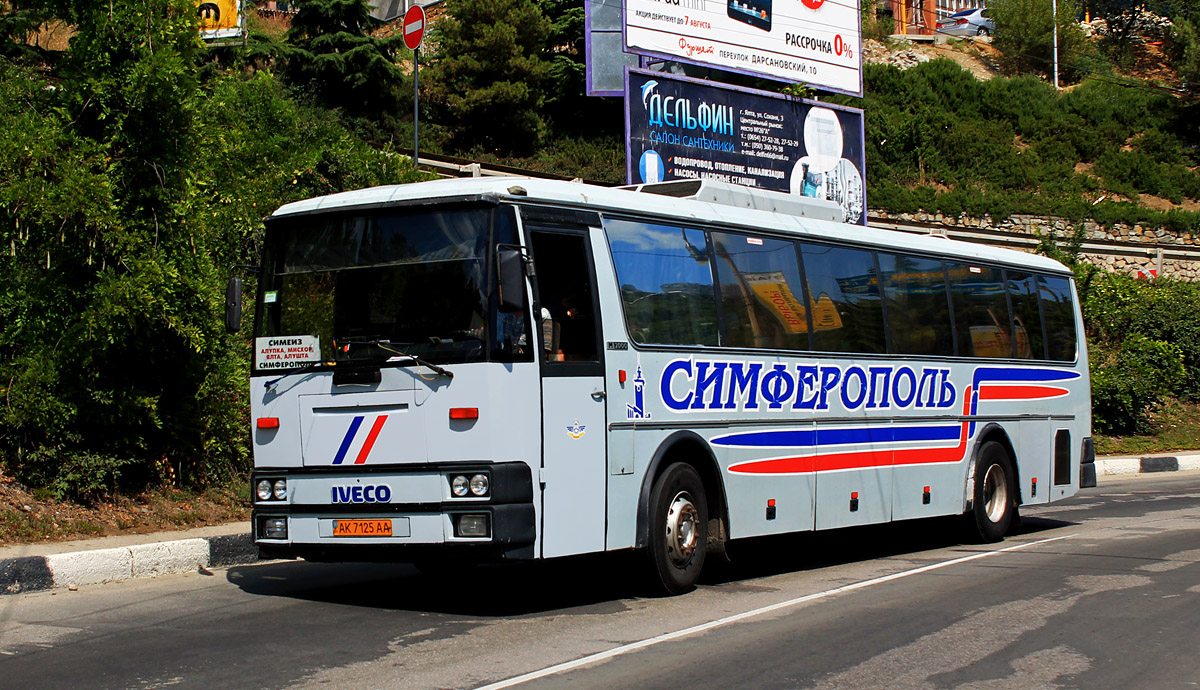 Simferopol, Magirus-Deutz M2000 R119 č. АК 7125 АА