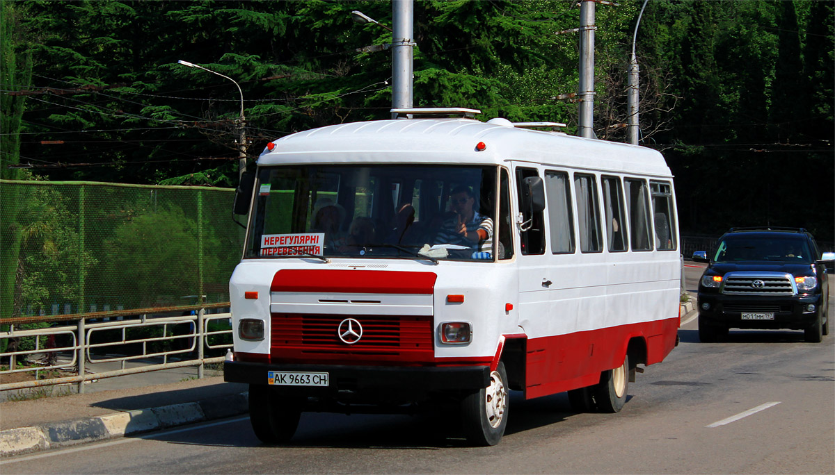 Simferopol, Mercedes-Benz O309D nr. АК 9663 СН