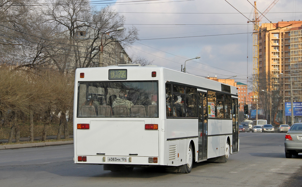 Krasnoyarsk, Mercedes-Benz O405 nr. А 083 МК 124