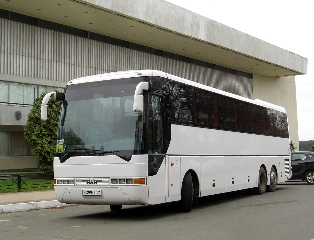 Moscow, MAN A32 Lion's Top Coach RH463 # К 399 ОО 71