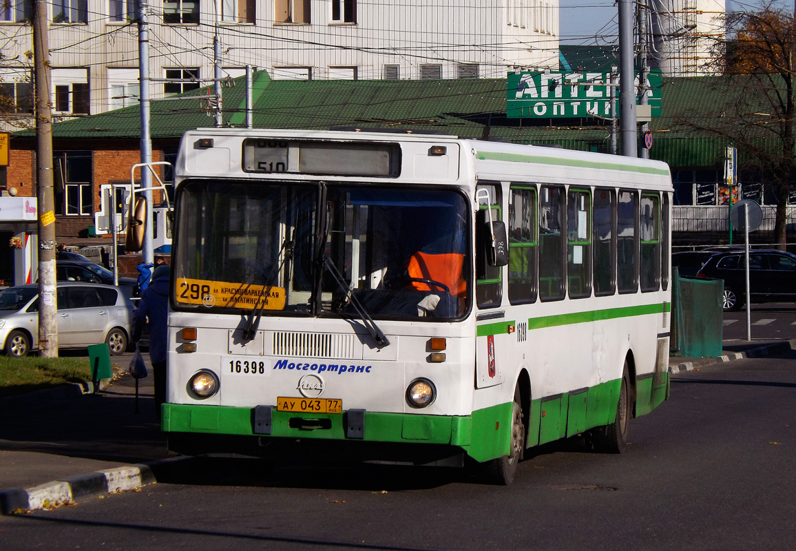 Moskva, LiAZ-5256.25 č. 16398