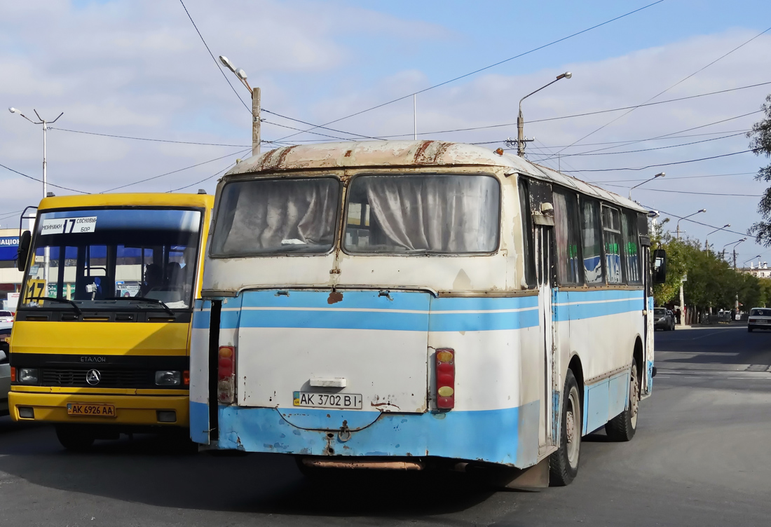 Yevpatoriya, LAZ-695N # АК 3702 ВІ