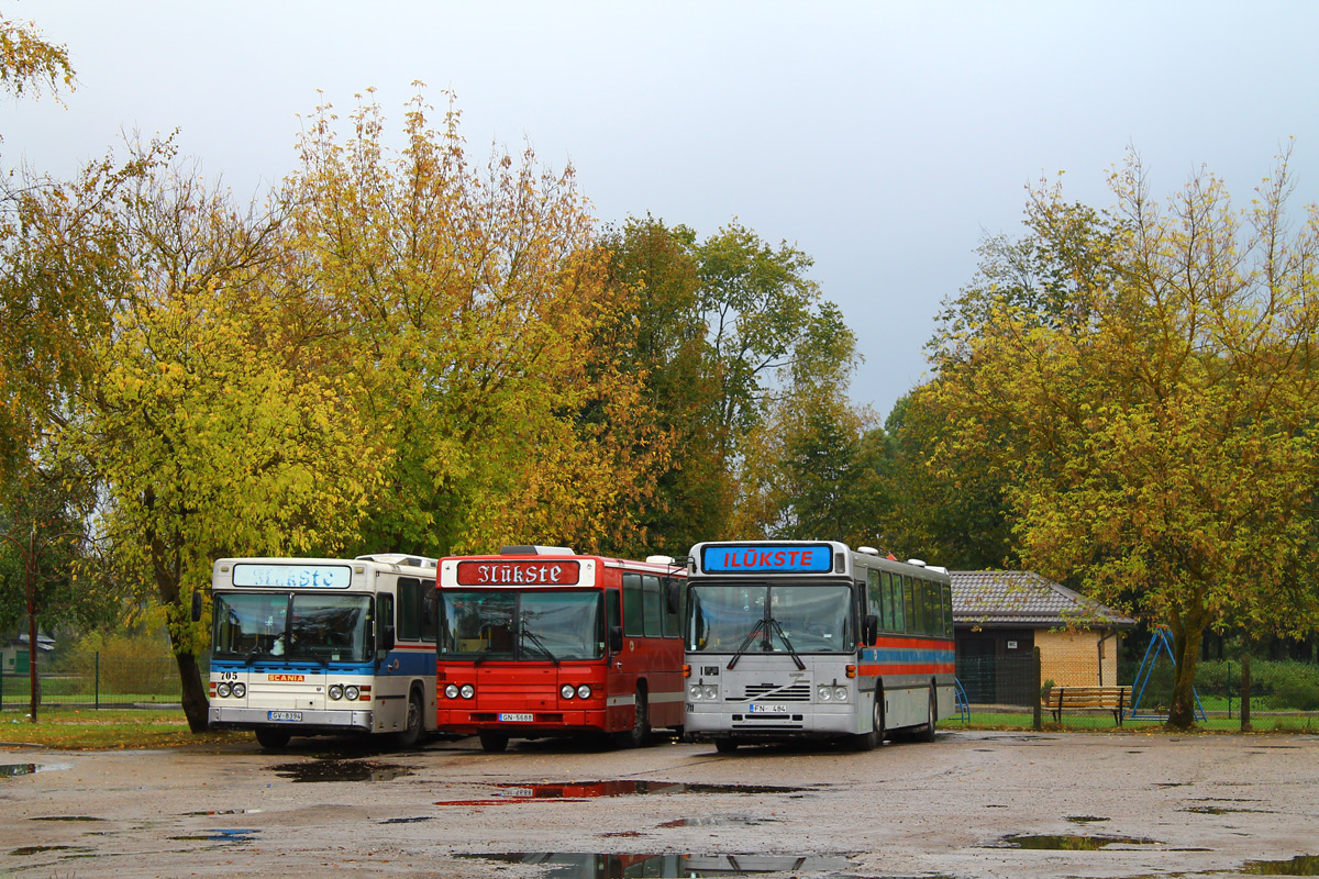 Daugavpils, Säffle # 711; Daugavpils, Scania CN113CLB # 705; Daugavpils, Scania CN113CLB # 701