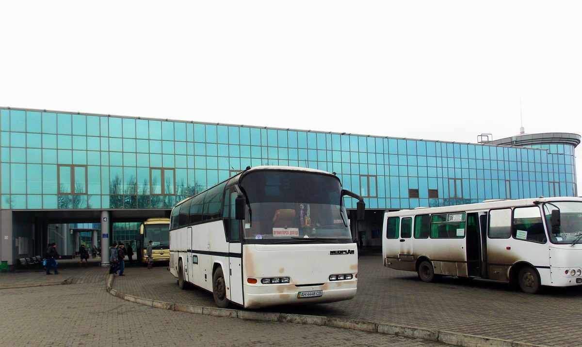 Kramatorsk, Neoplan N213H Jetliner č. АН 4448 СВ