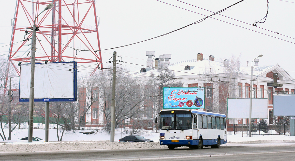 Omsk, LiAZ-5256.45 # 1325