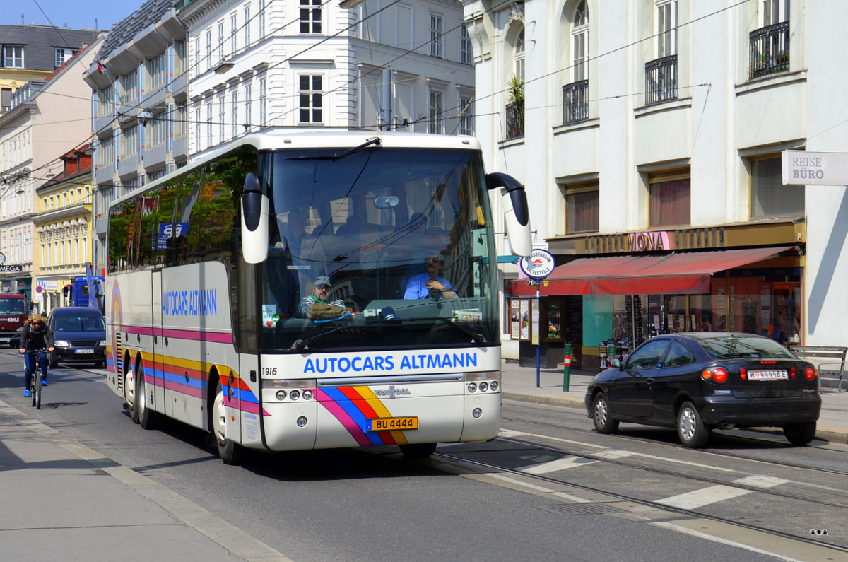 Luxembourg-ville, Van Hool T916 Acron # BU 4444