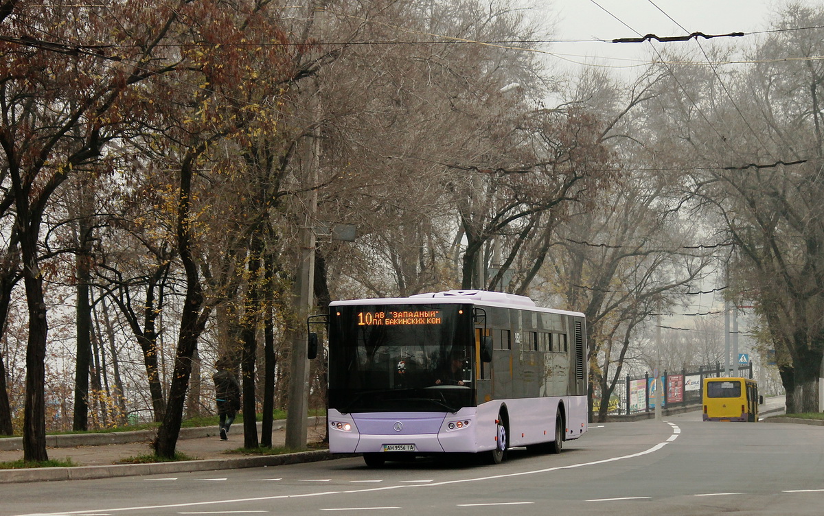 Donetsk, LAZ A183D1 nr. 5152