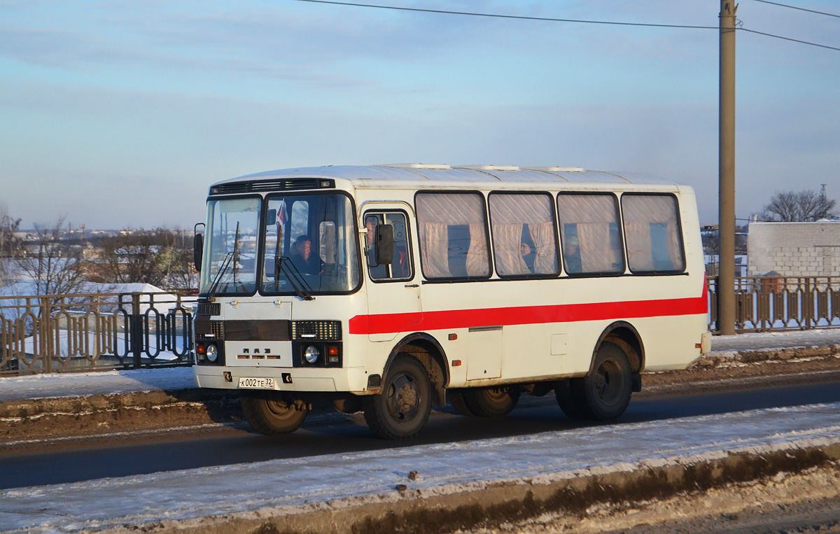 Брянск, ПАЗ-3206 № К 002 ТЕ 32