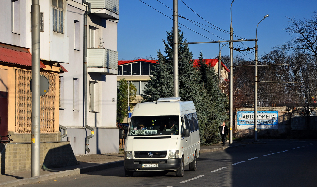 Donetsk, Volkswagen LT35 # АН 4961 СЕ