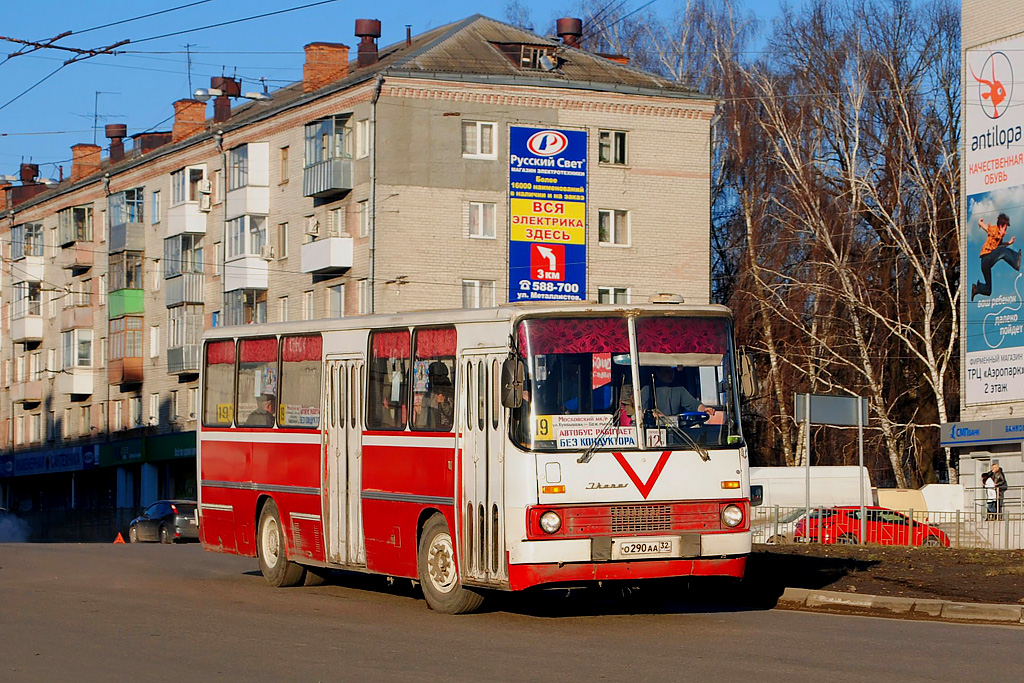 Bryansk, Ikarus 260.43 # 370