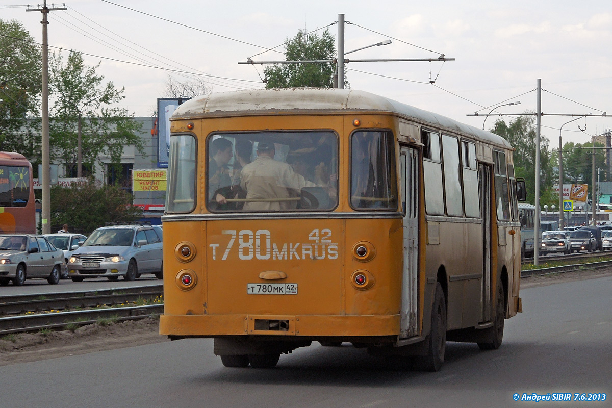 Kemerovo, LiAZ-677М # Т 780 МК 42