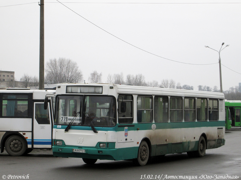 Minsk, Neman-52012 Nr. 060569