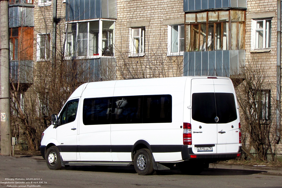 Rybinsk, Freightliner Sprinter 3500 No. В 919 ХМ 76