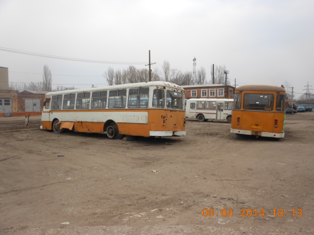 Балашов, ЛиАЗ-677М № АА 695 64