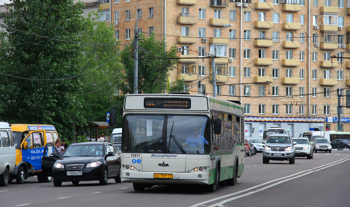 Moskwa, MAZ-103.465 # 13411