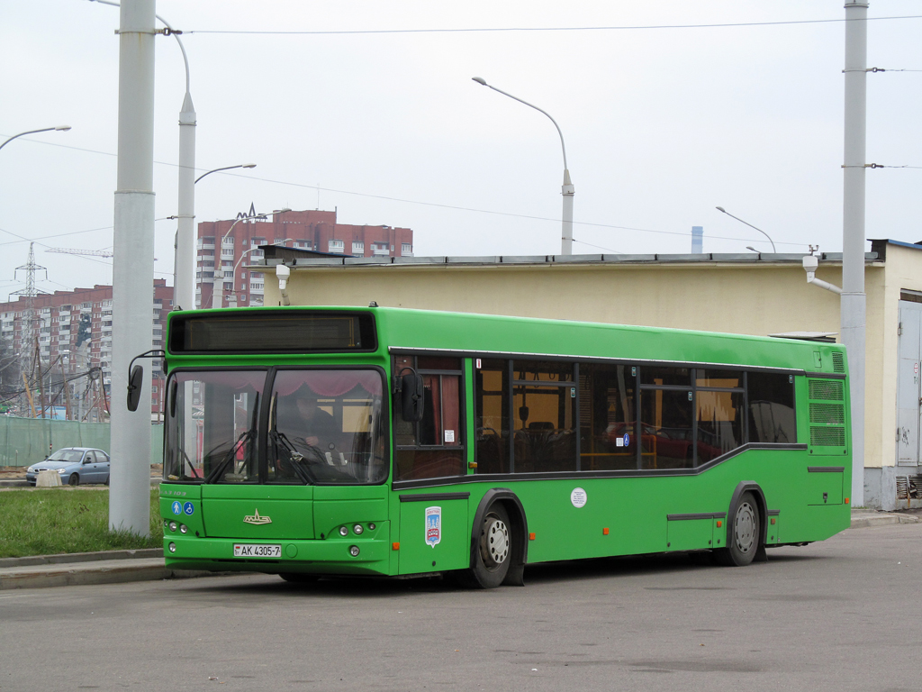 Minsk, MAZ-103.465 č. 040990