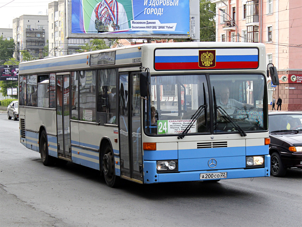 Barnaul, Mercedes-Benz O405N2 No. А 200 СО 22