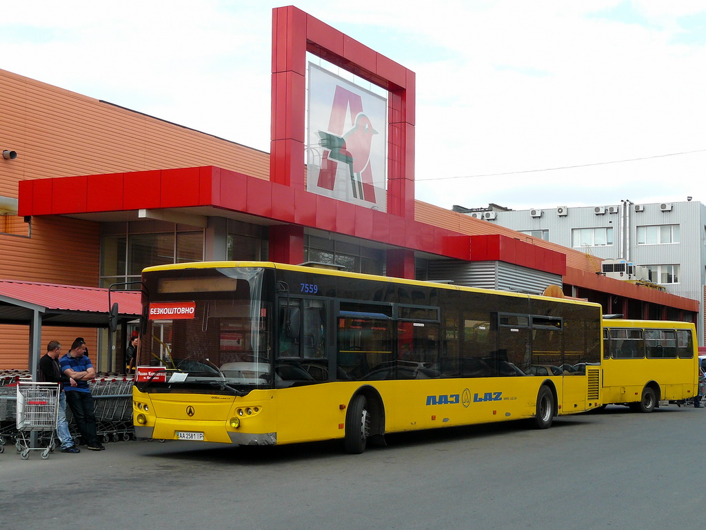 Kyiv, LAZ A191 InterLAZ 13.5LE # 7559