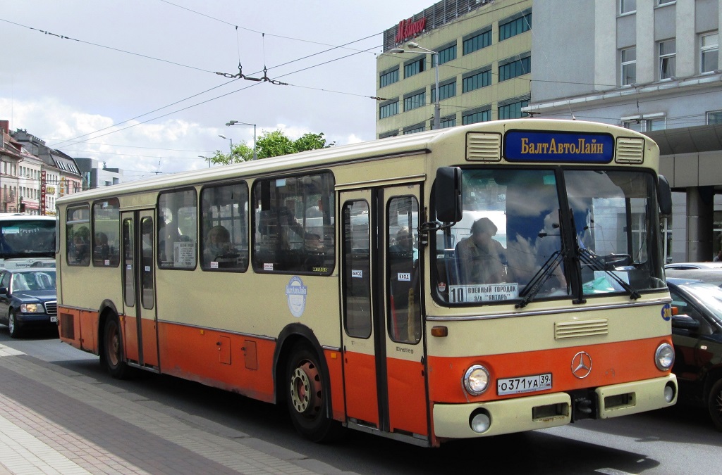 Kaliningrad, Mercedes-Benz O307 # 310