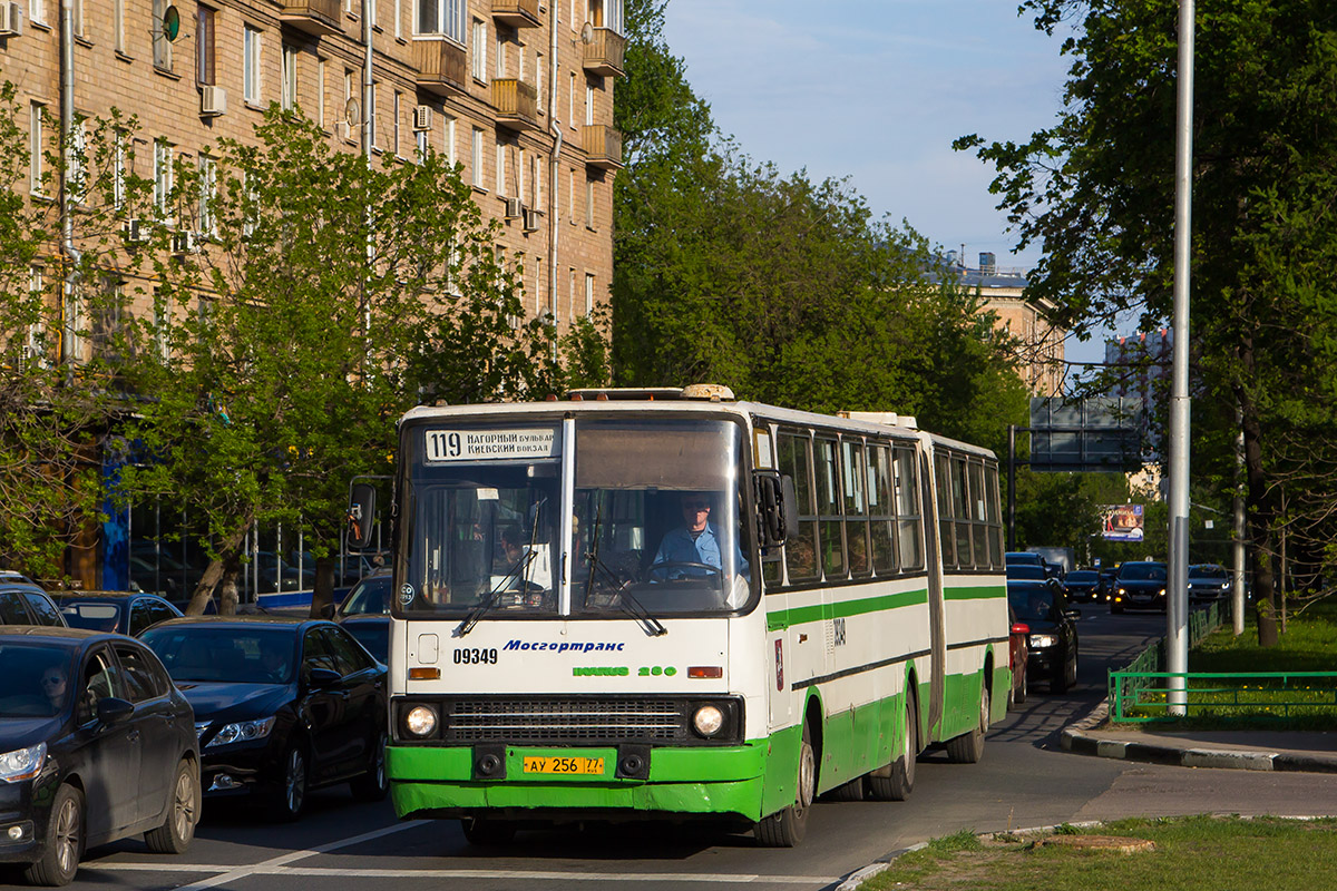 Moskva, Ikarus 280.33M č. 09349