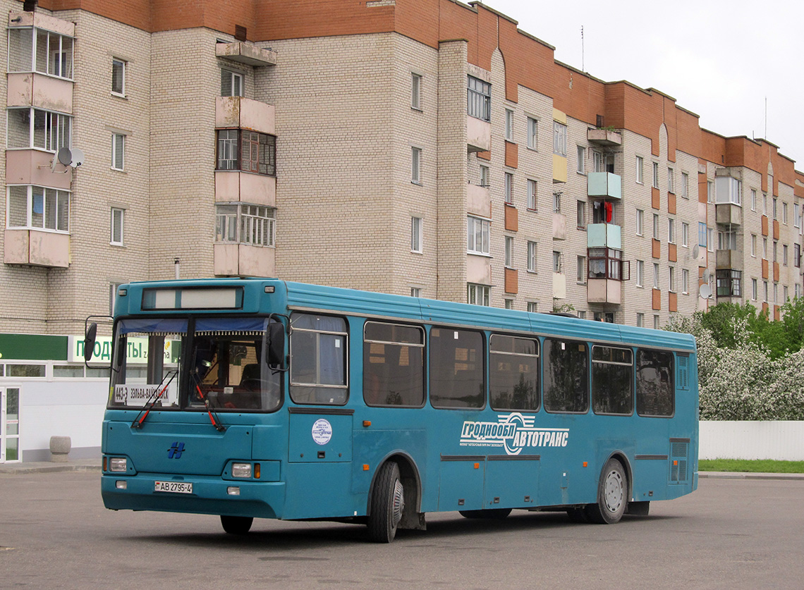 Volkovisk, Neman-520122 Nr. АВ 2795-4