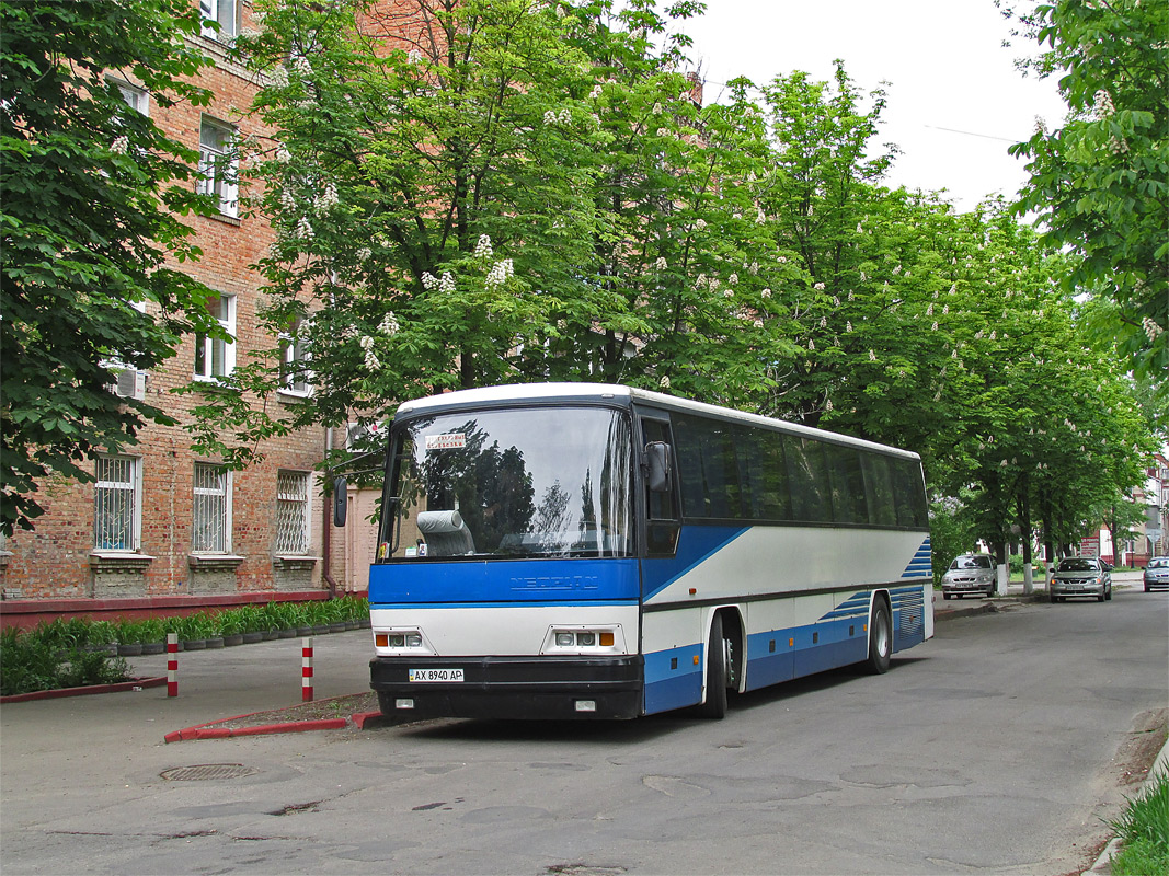 Kharkiv, Neoplan N316K Transliner No. АХ 8940 АР