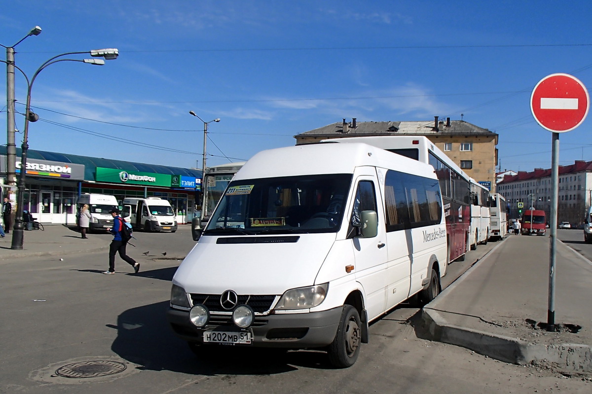 Murmansk, Mercedes-Benz Sprinter # Н 202 МВ 51