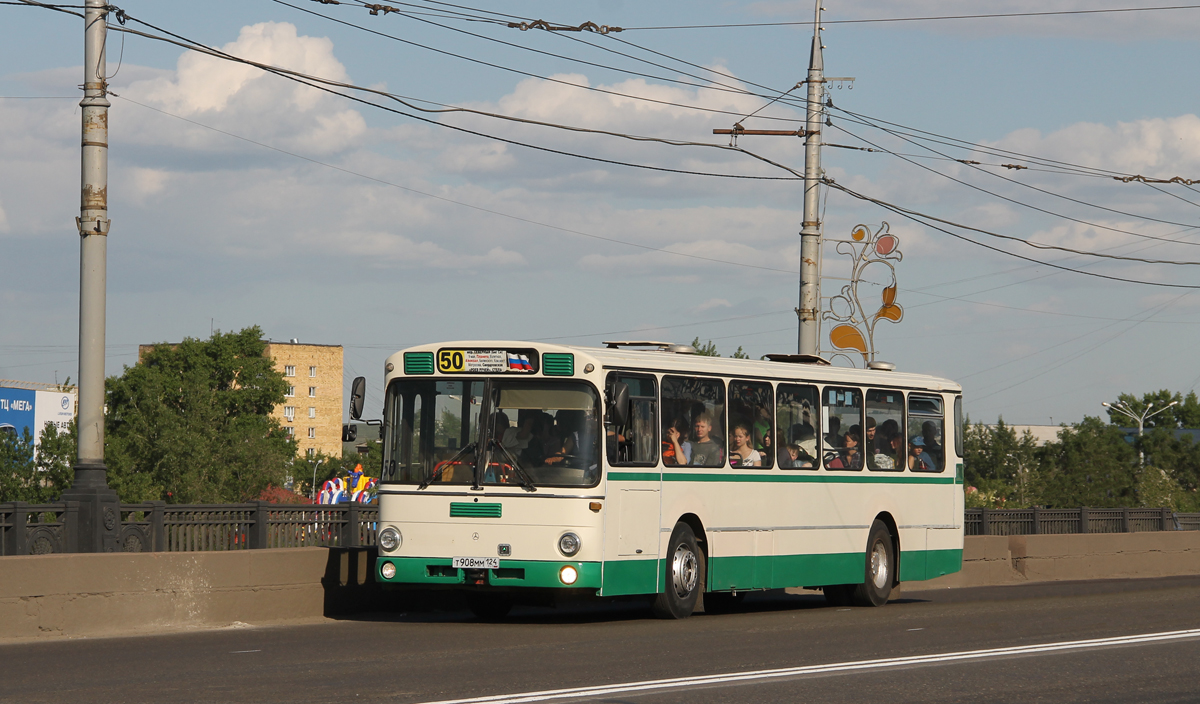 Krasnoyarsk, Mercedes-Benz O307 # Т 908 ММ 124