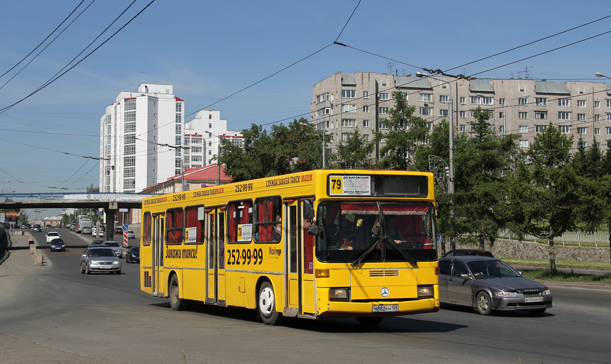 Krasnoyarsk, GolAZ-АКА-5225 č. Н 882 КН 124