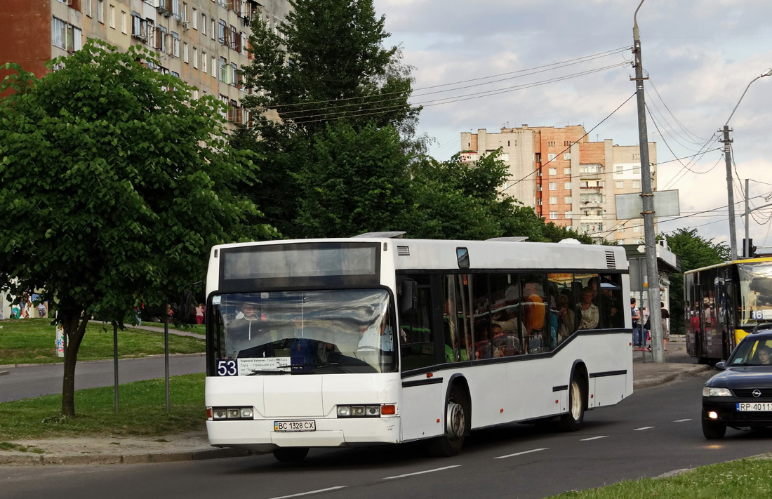 Lviv, Neoplan N4016NF č. ВС 1328 СХ