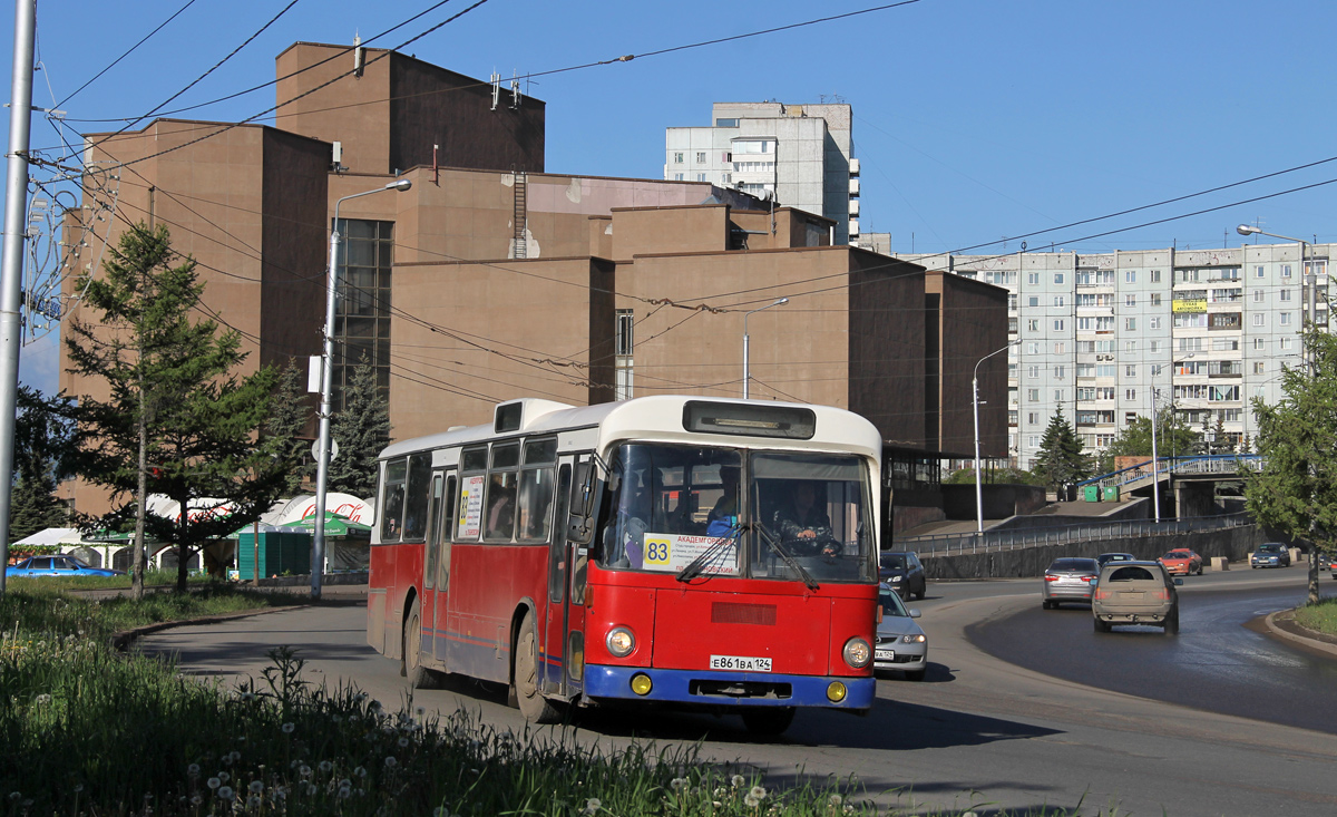 Krasnoyarsk, Gräf & Stift SL200 # Е 861 ВА 124