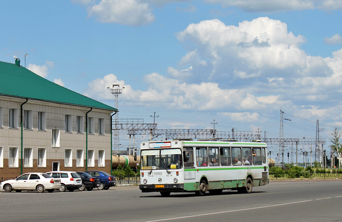 Anzhero-Sudzhensk, LiAZ-5256.30 č. 2