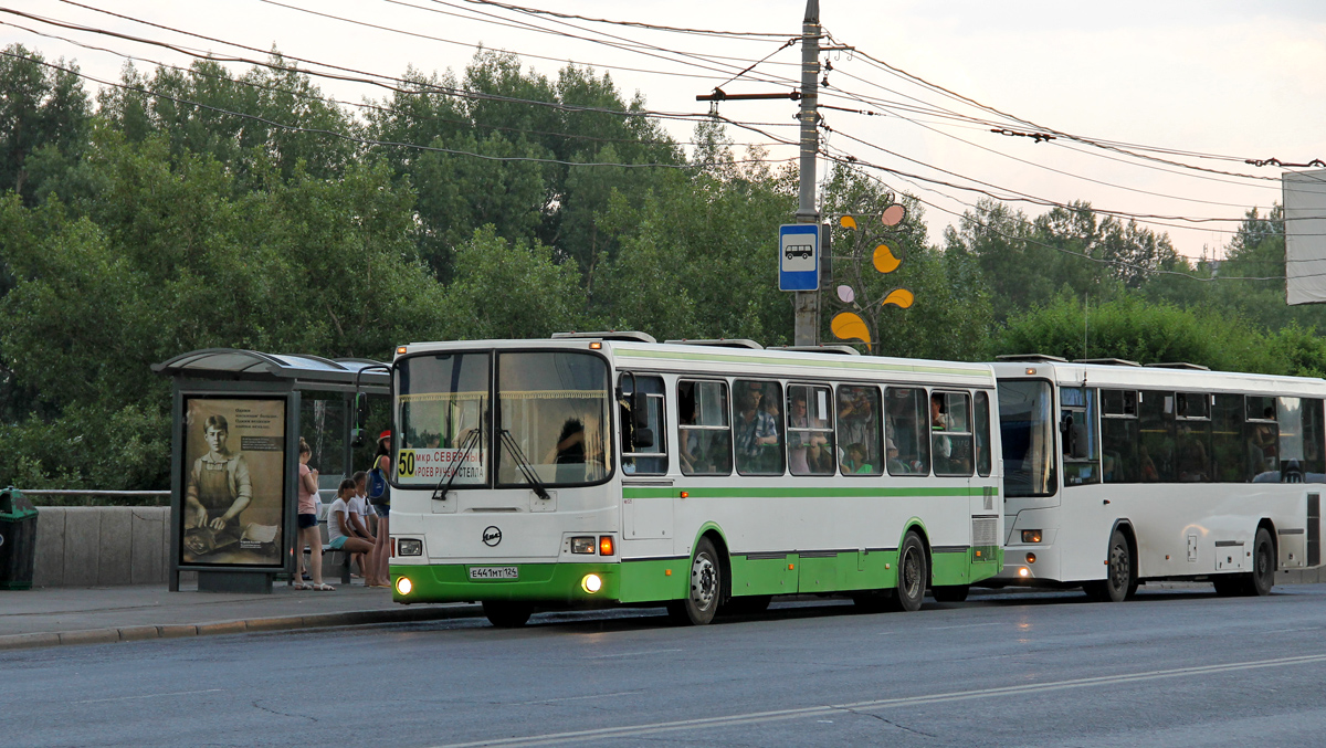 Krasnoyarsk, LiAZ-5256.25 № Е 441 МТ 124