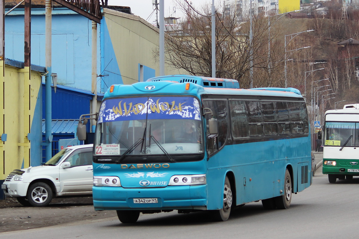 Petropavlovsk-Kamchatskiy, Daewoo BH115E # А 342 ОР 41