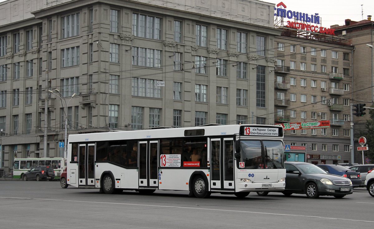 Новосибирск, МАЗ-103.469 № Р 996 МВ 154