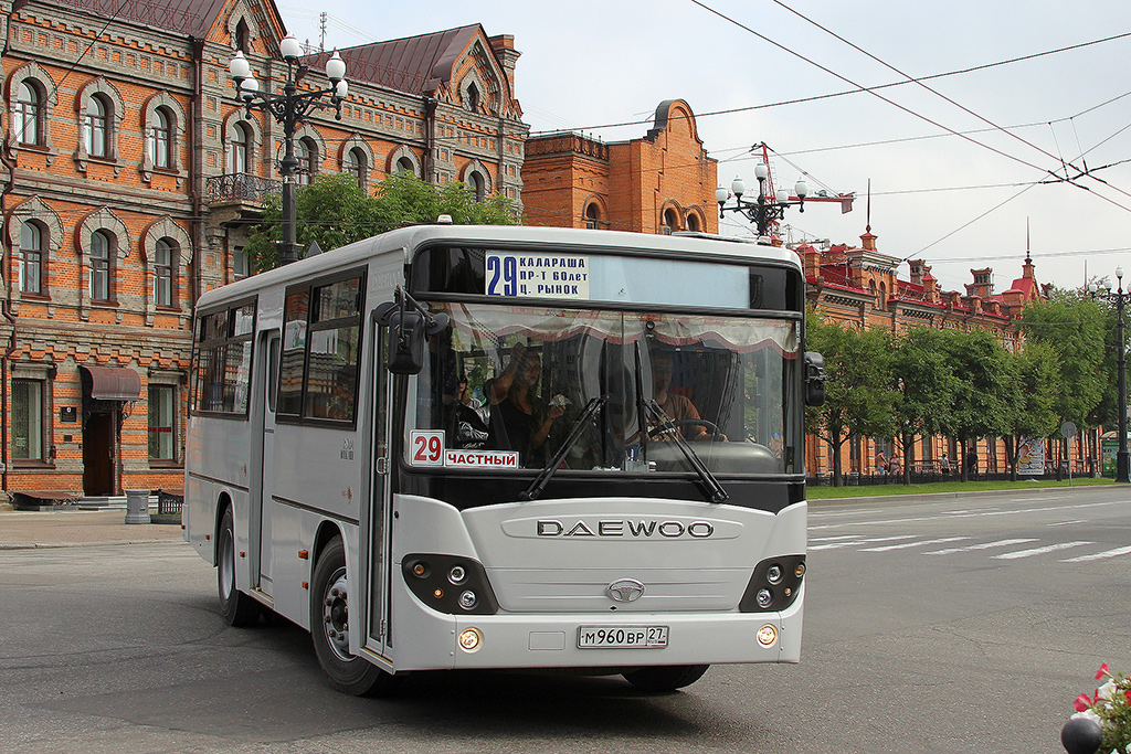 Habarovsk, Daewoo BS090 Royal Midi # М 960 ВР 27