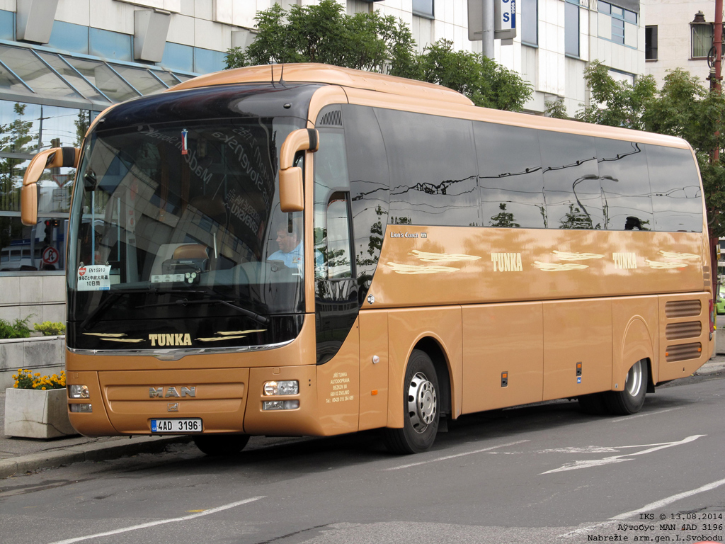 Prague, MAN R07 Lion's Coach RHC444 nr. 4AD 3196