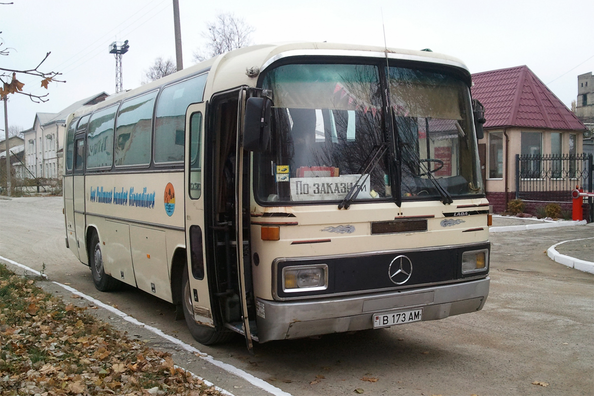 Григориополь, Mercedes-Benz O303-9RHP № В 173 АМ