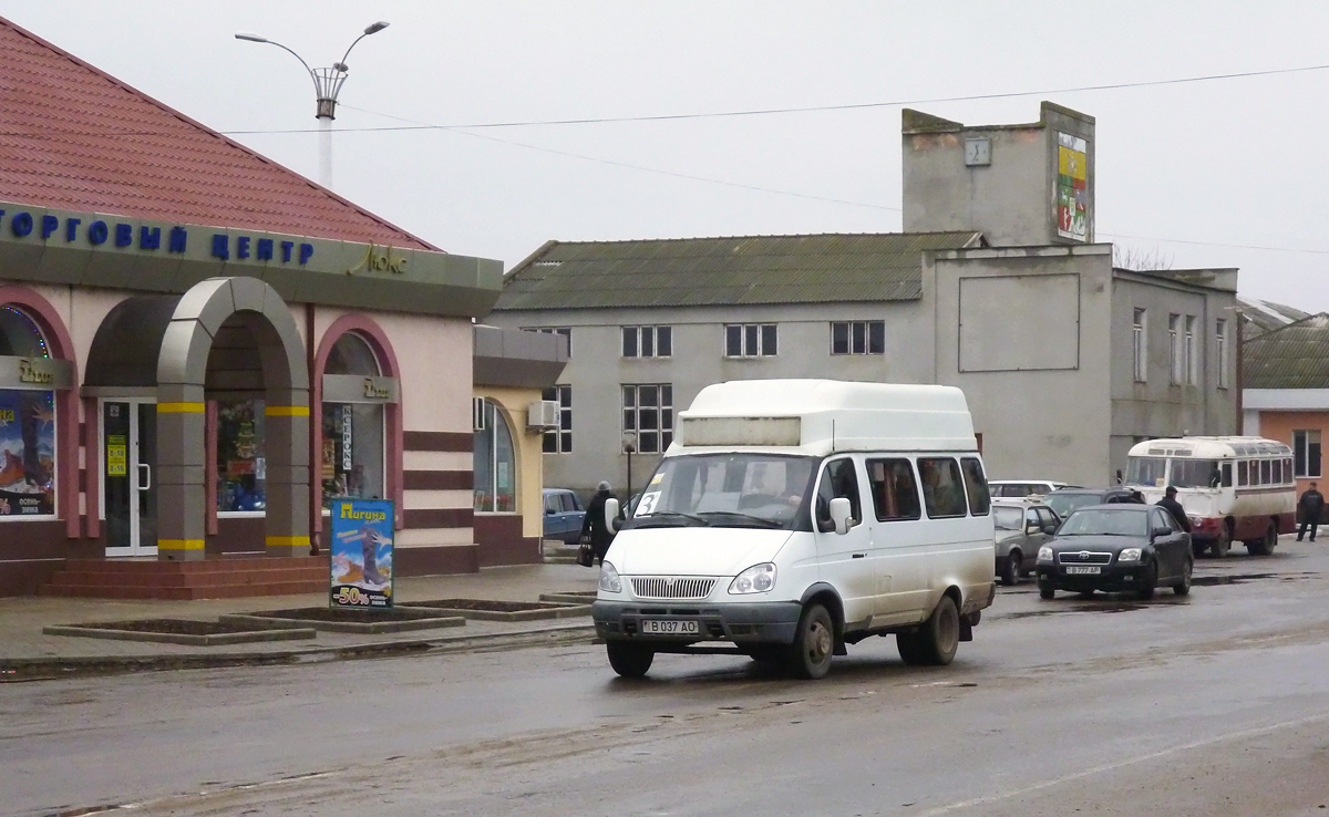 Grigoropol, GAZ-322133 nr. В 037 АО