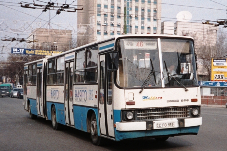 Chisinau, Ikarus 280.33O # 082