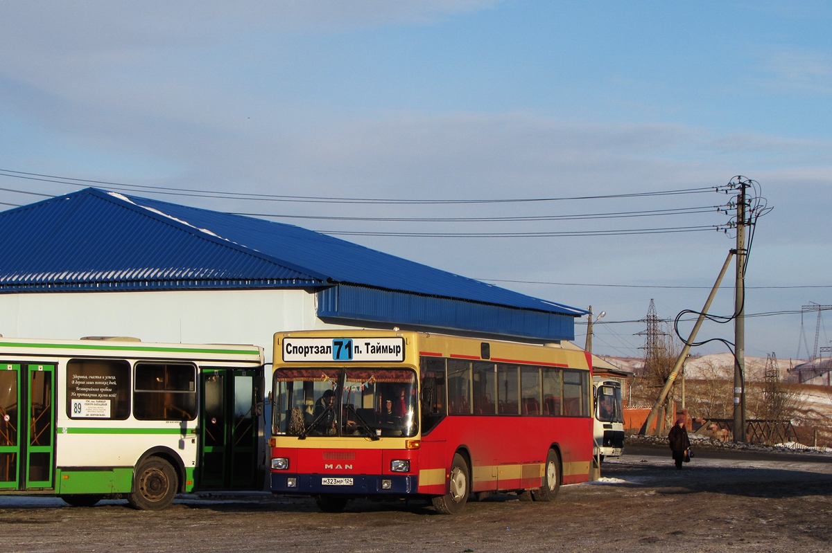 Krasnoyarsk, Gräf & Stift LH202 M11 # М 323 МР 124