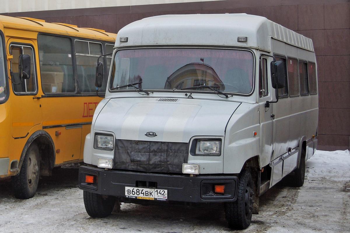 Berezovskiy, ZiL-3250 # В 684 ВК 142