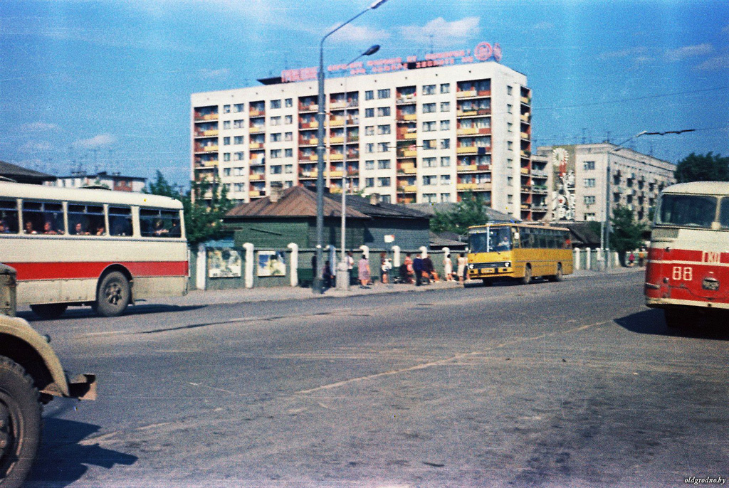 Grodna, LAZ-695 č. 88-26 ГКО; Grodna — Old photos