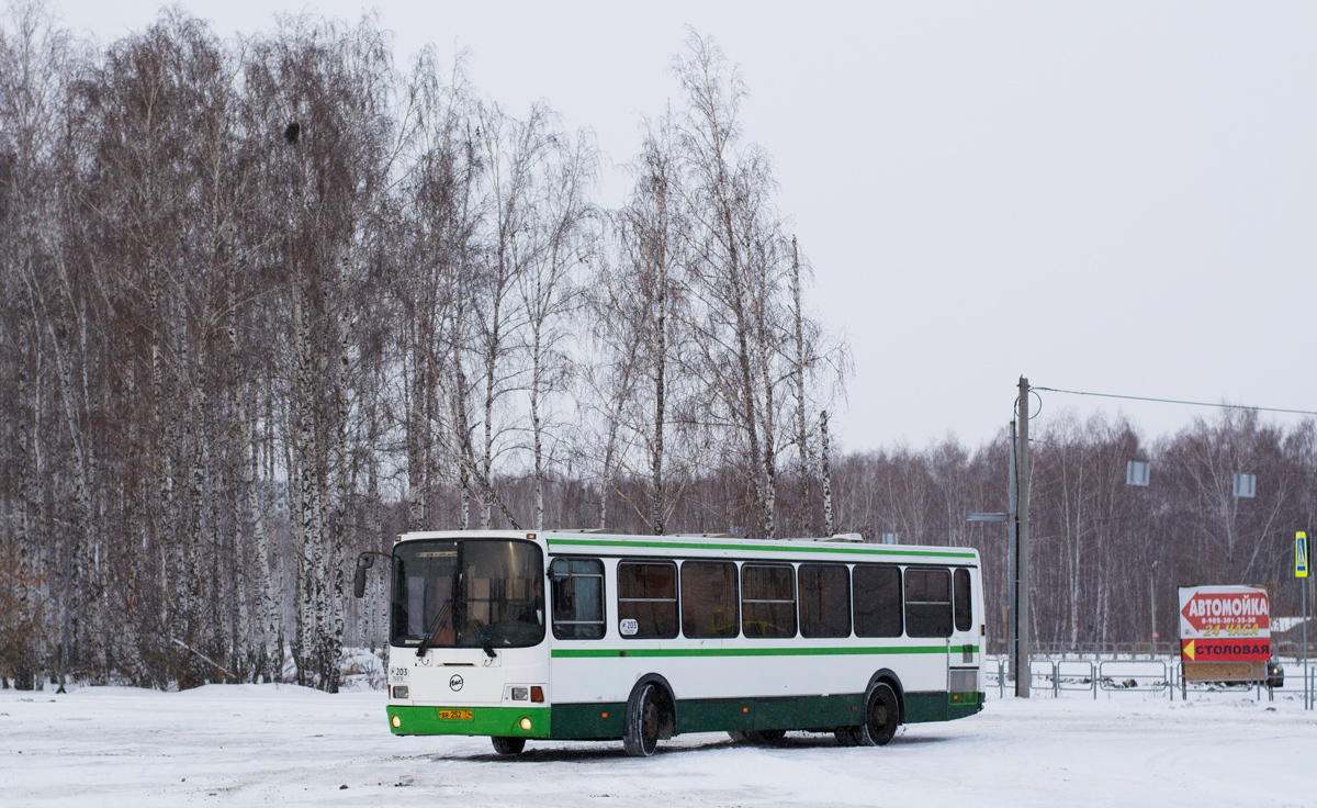Chelyabinsk, LiAZ-5256.26 № 203
