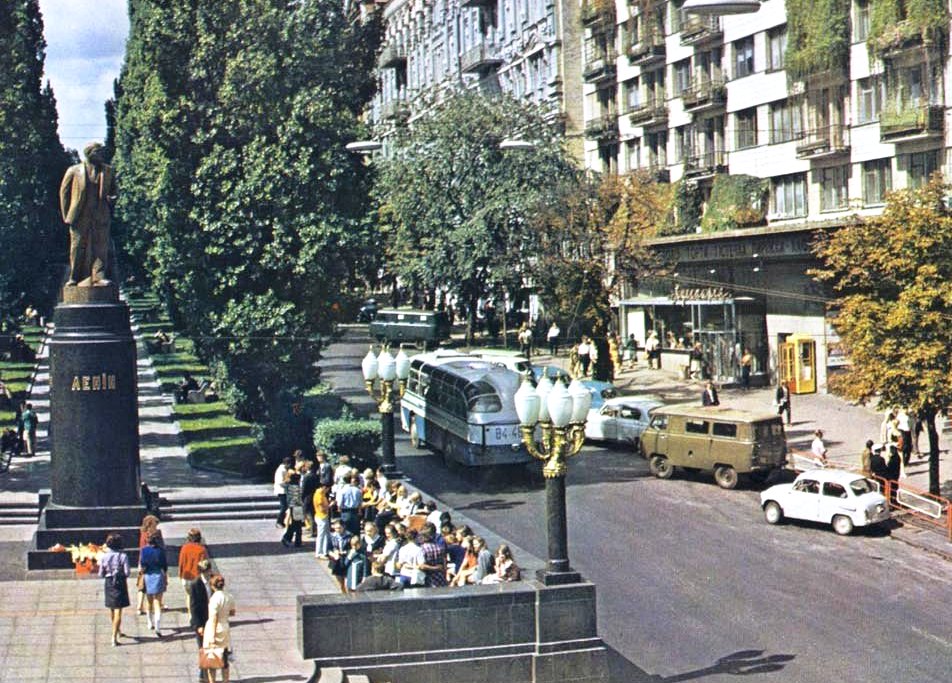 Kyiv, LAZ-697Е "Turist" # 84-45 КИ*