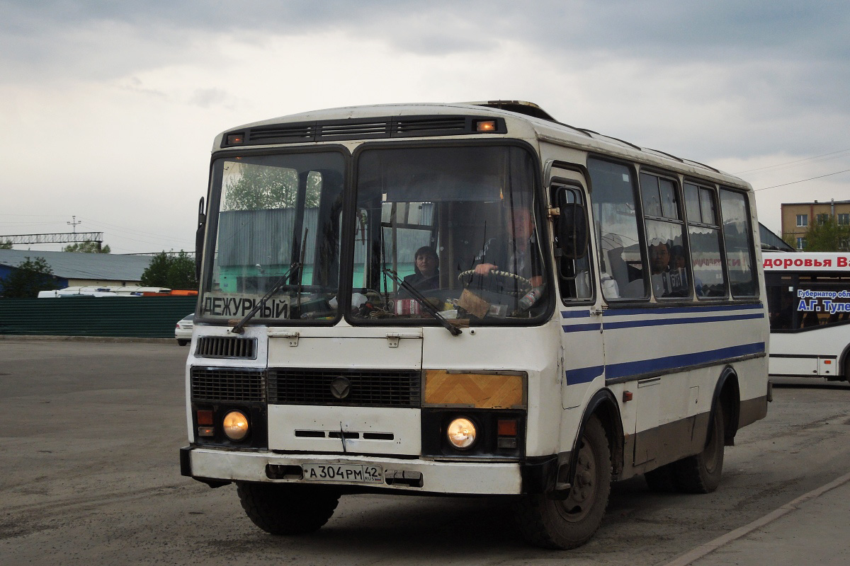 Kemerovo, PAZ-32051-110 (32051R) # А 304 РМ 42