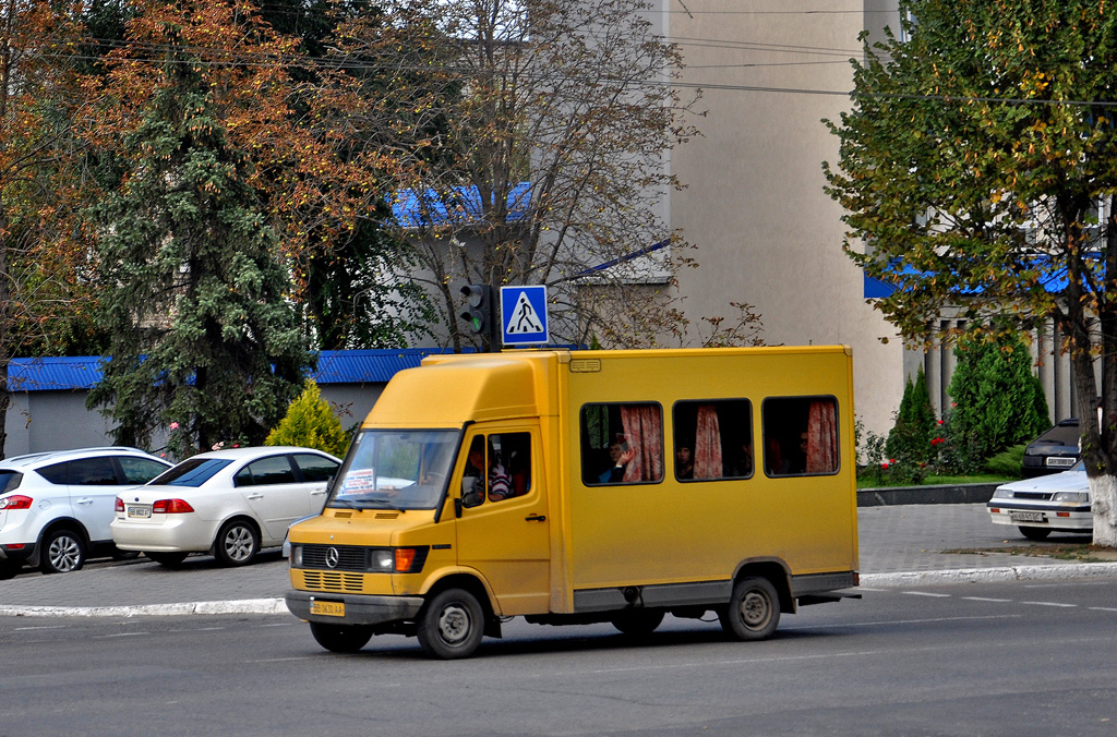 Lugansk, Mercedes-Benz T1 308D # ВВ 0630 АА